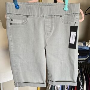 Liverpool Gray Jean Shorts for Women ?8 Or 10 See Measurements